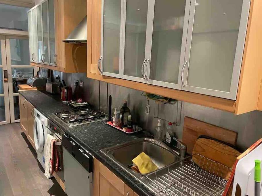 Large Studio Flat In Kensington London Kültér fotó